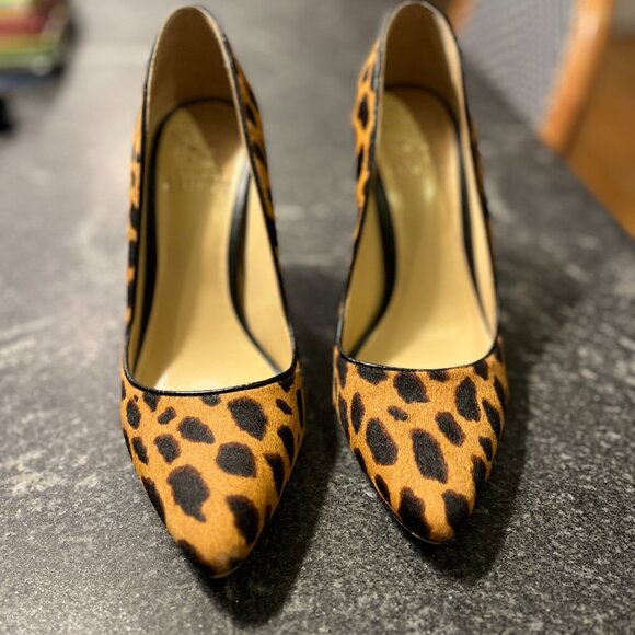 Vince Camuto Talise Leopard Print Pointed Block-Heel Pumps 6.5 - Picture 6 of 7